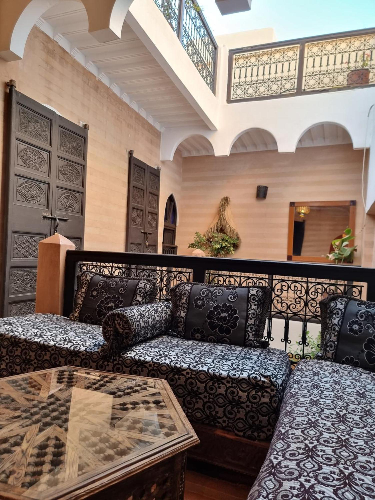 Riad Black Doors Marrakesh Extérieur photo